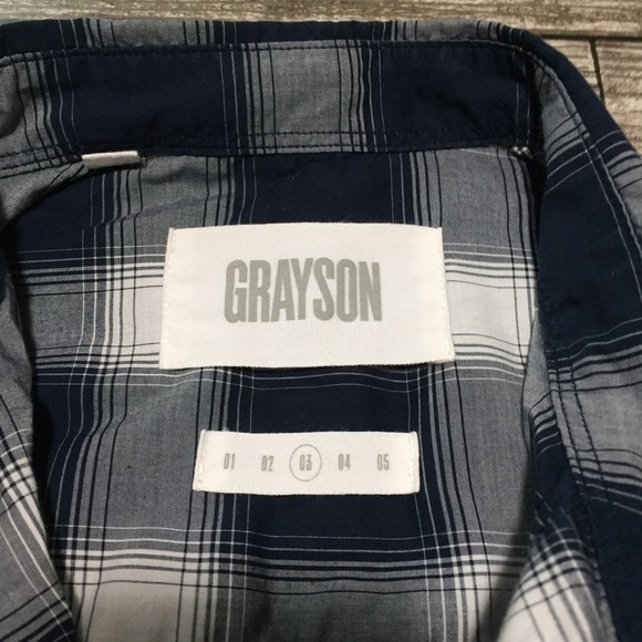 Grayson The Hero Plaid Button Up Shirt Women’s 03 Navy Blue White Lightweight - Picture 6 of 8